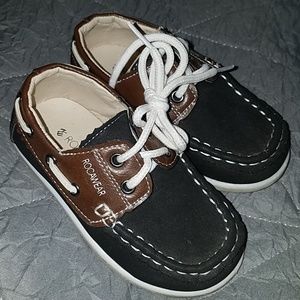 Rocawear boy shoes